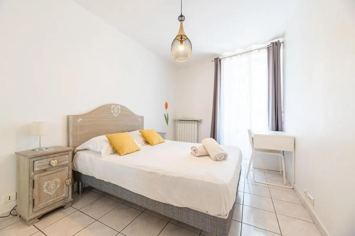 Maison De Ville Familiale, 5 Chambres, Terrasse, A 20 Minutes Du Centre Ville Nice 0*,