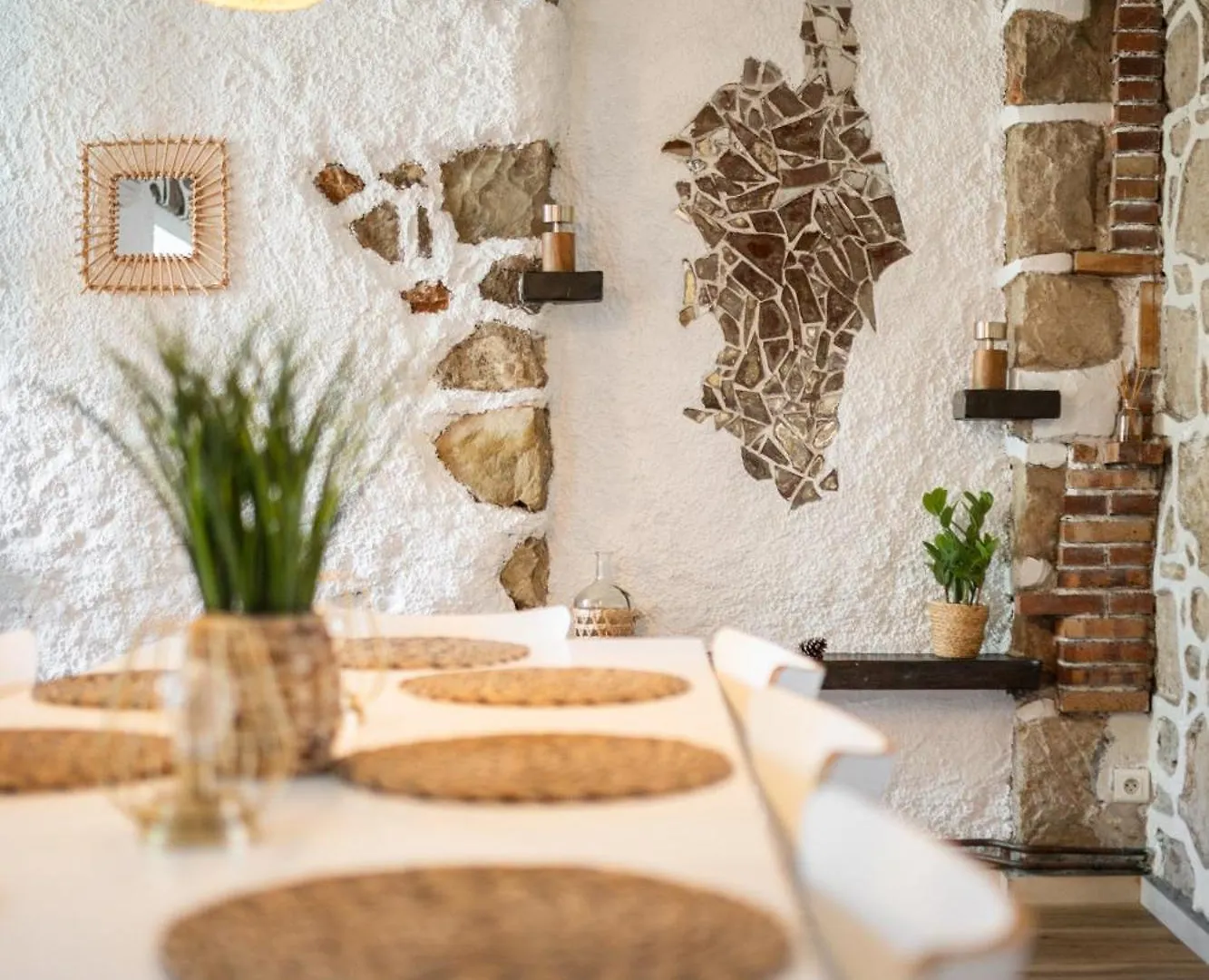 בית נופש ניס Maison De Ville Familiale, 5 Chambres, Terrasse, A 20 Minutes Du Centre Ville